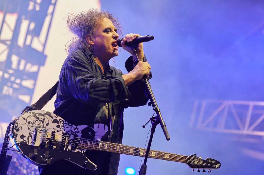 The Cure делятся первой новой песней за 16 лет и анонсируют новый альбом